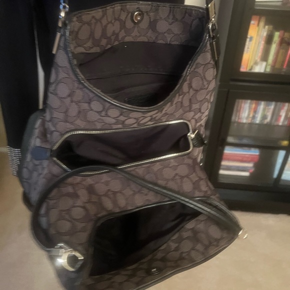Stylish Black and Gray Patterned Handbag